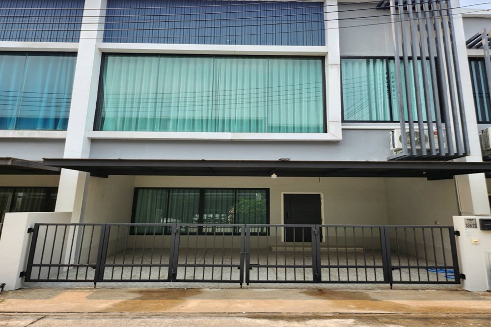 For Sale Townhouse at San Phranet San Sai, Chiang Mai, 3290000 THB, 3 Bedrooms, San Phranet, Chiang Mai