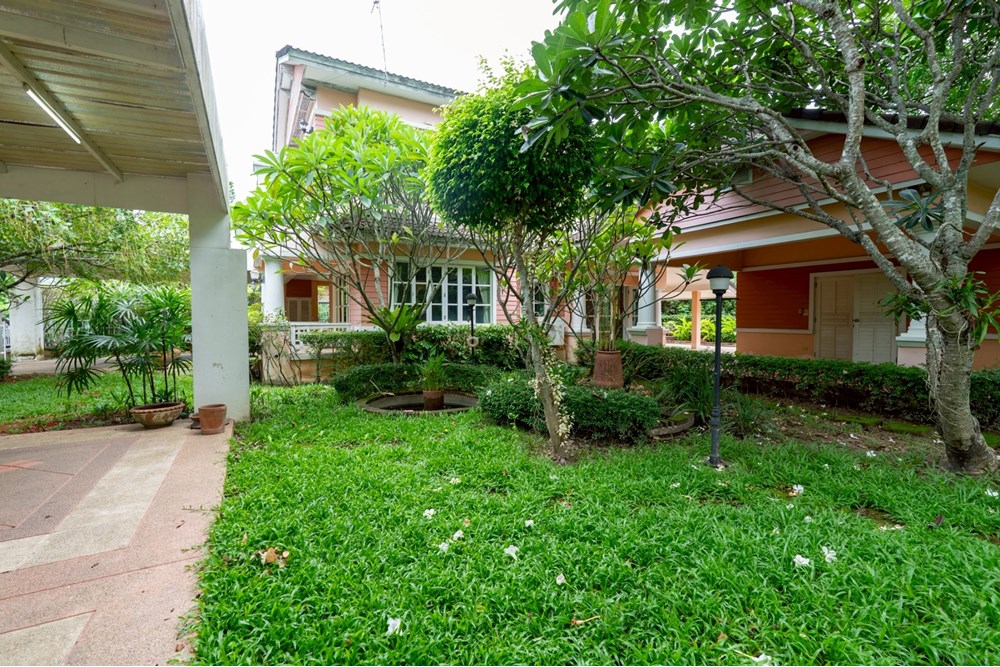 For Sale Two Level House at Nong Chom San Sai, Chiang Mai, 9900000 THB, 4 Bedrooms, Nong Chom, Chiang Mai
