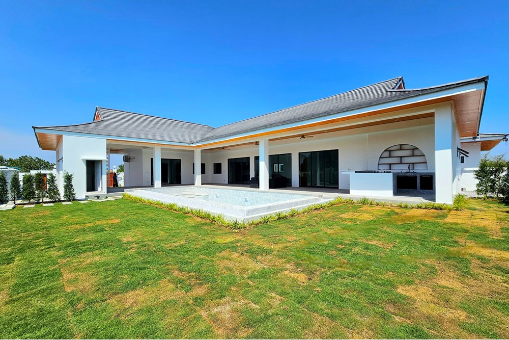 For Sale Villa at Hua Hin, Prachuap Khiri Khan, 9990000 THB, 4 Bedrooms, Prachuap Khiri Khan