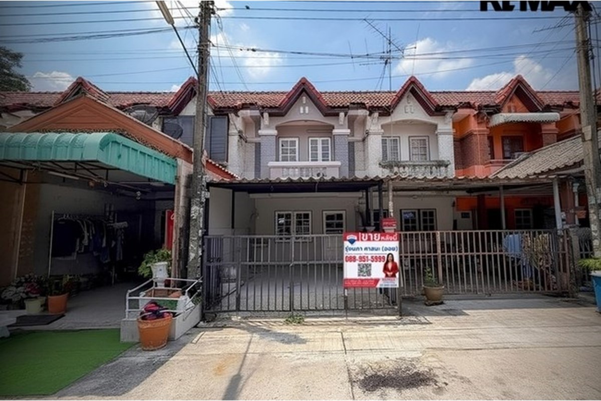For Sale Townhouse at Khlong Sam Wa, Bangkok, 1850000 THB, 2 Bedrooms, Bangkok