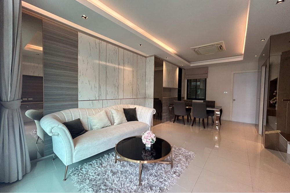 For Sale Townhouse at Khlong Sam Wa, Bangkok, 2700000 THB, 3 Bedrooms, Bangkok