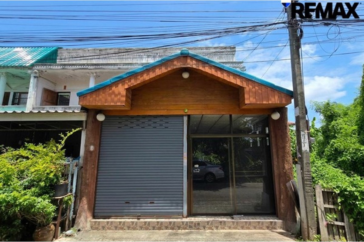 For Sale Townhouse at Nong Khaem, Bangkok, 2290000 THB, Bedrooms, Bangkok