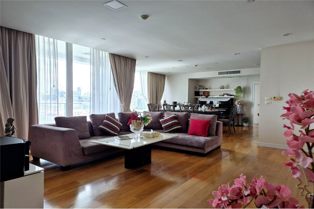For Sale Condo/Apartment at Thanon Rama 4 - Pathumwan - Chamchuri Square Residence Pathum Wan, Bangkok, Central, 15900000 THB, 4 Bedrooms, Chamchuri Square Residence, Bangkok