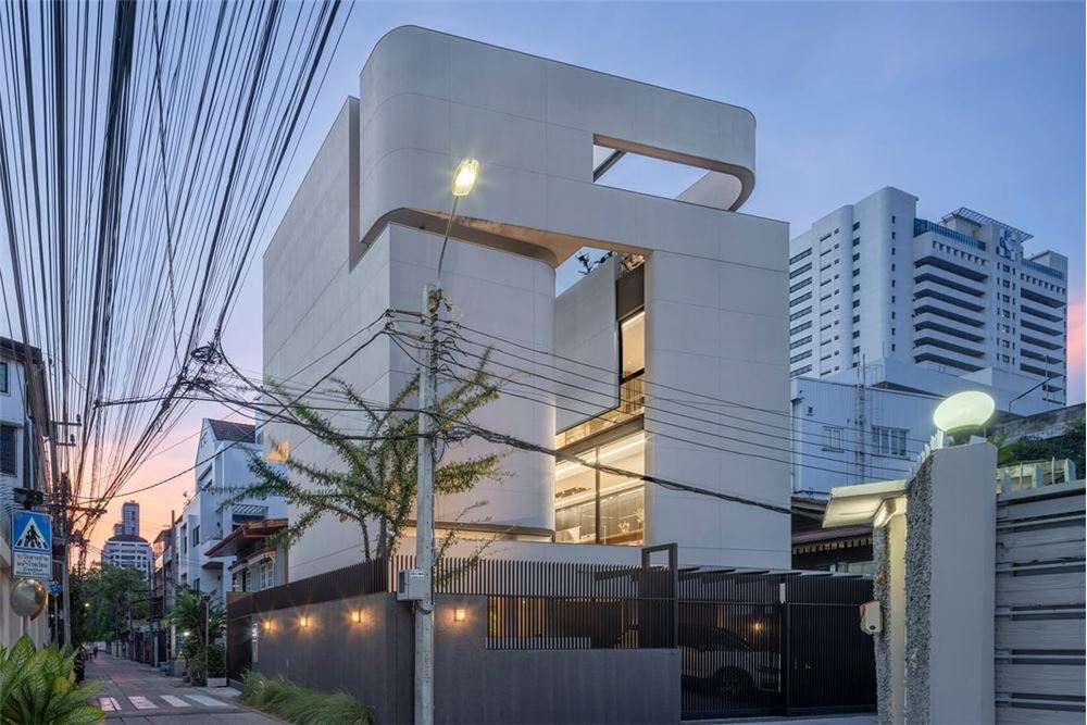 For Sale Townhouse at Sathon - Soi 15 - Sathon, Bangkok, Central, 79000000 THB, 3 Bedrooms, Bangkok