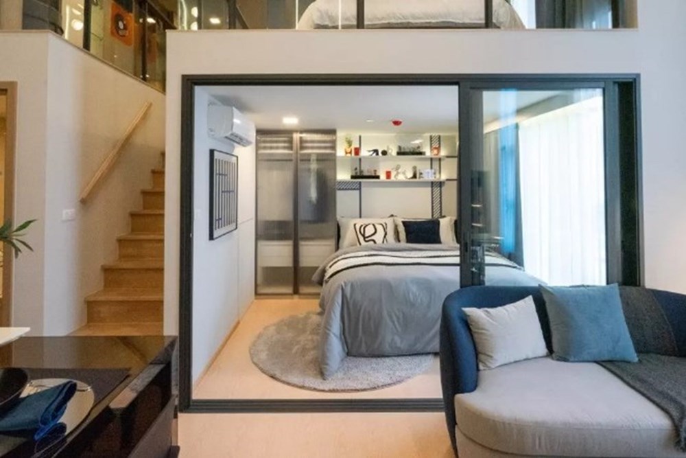 For Sale Luxury Condo at Huai Khwang, Bangkok, 6403000 THB, 1 Bedrooms, Bangkok