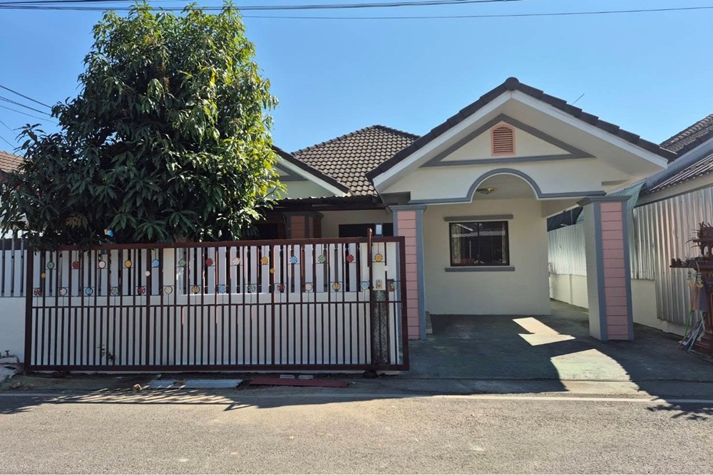 For Sale Single House at Nong Chom San Sai, Chiang Mai, 1950000 THB, 3 Bedrooms, Nong Chom, Chiang Mai