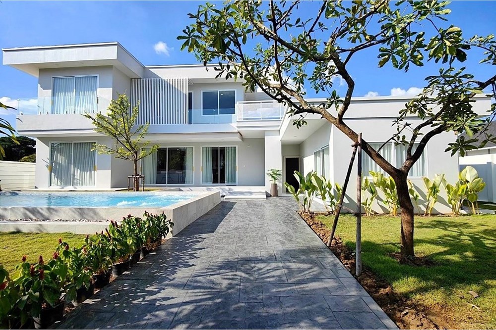 For Sale Villa at San Na Meng San Sai, Chiang Mai, 14900000 THB, 6 Bedrooms, San Na Meng, Chiang Mai
