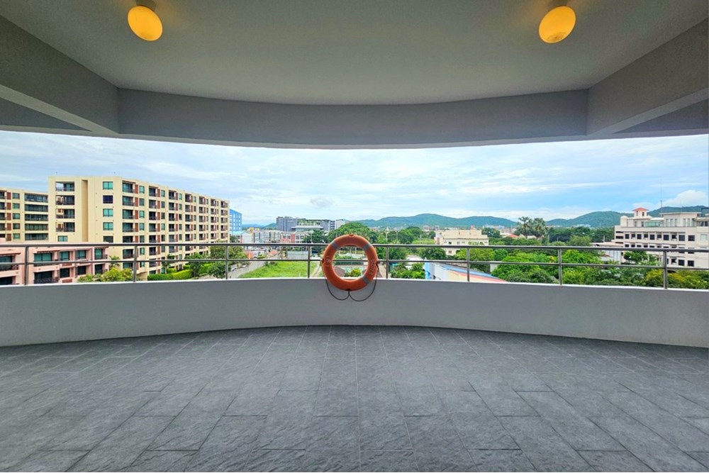 For Sale Condo/Apartment at Hua Hin, Prachuap Khiri Khan, 30000000 THB, 4 Bedrooms, Prachuap Khiri Khan