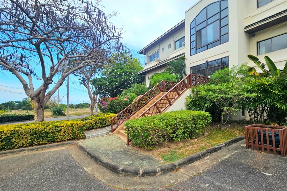 For Sale Condo/Apartment at Hua Hin, Prachuap Khiri Khan, 6500000 THB, 3 Bedrooms, Prachuap Khiri Khan