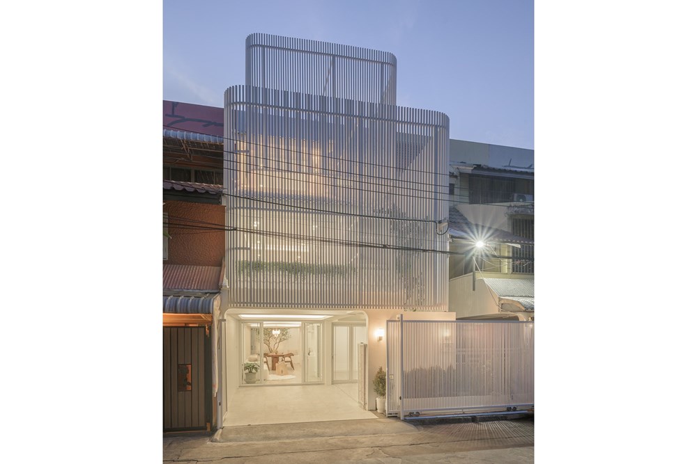 For Sale Townhouse at Sukhumvit - Soi 71 - Phra Khanong, Bangkok, Central, 15900000 THB, 4 Bedrooms, Bangkok