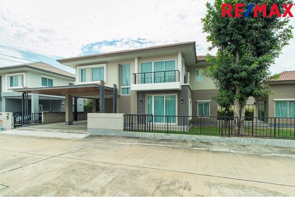 For Sale Single House at Bang Khun Thian, Bangkok, 10900000 THB, 4 Bedrooms, Bangkok