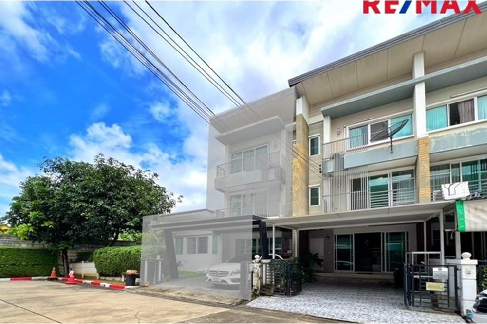 For Sale Townhouse at Taling Chan, Bangkok, 4390000 THB, 3 Bedrooms, Bangkok