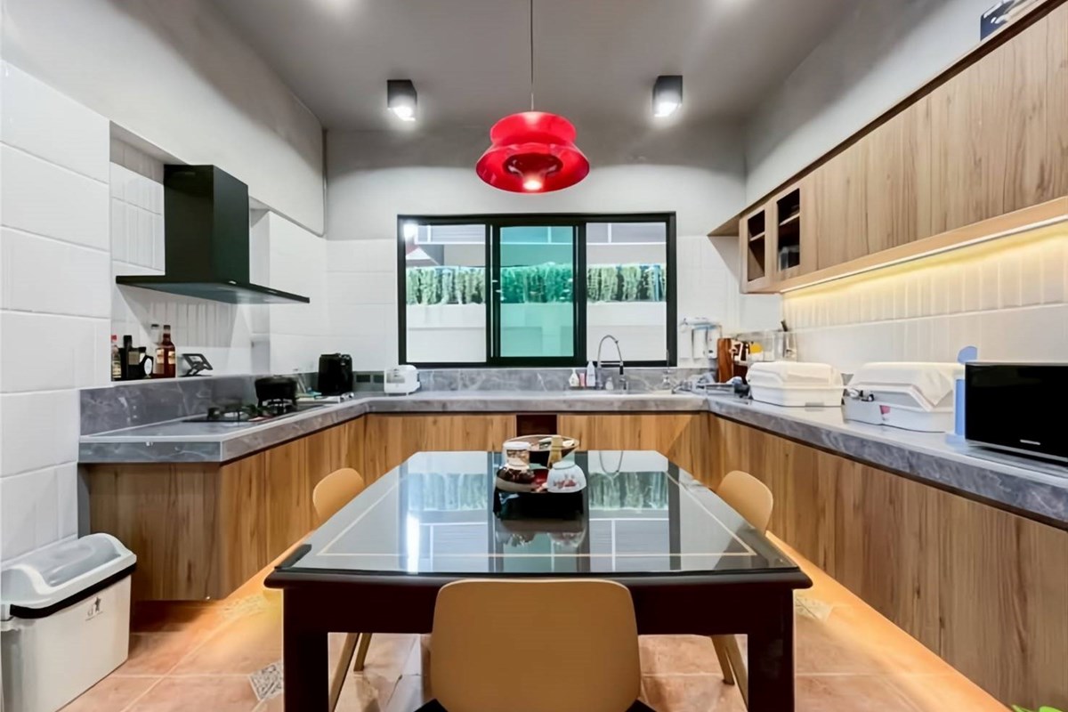 For Sale Single House at Saphan Sung, Bangkok, 26900000 THB, 5 Bedrooms, Bangkok