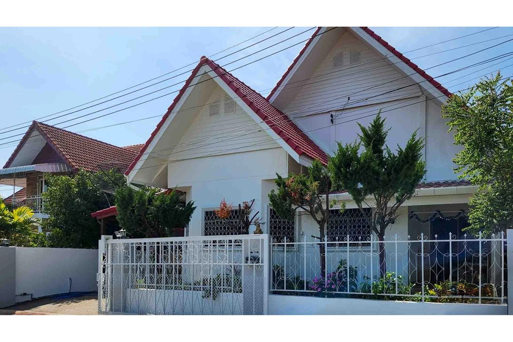 For Sale Two Level House at Mae Hia Mueang Chiang Mai, Chiang Mai, 4999994 THB, 3 Bedrooms, Mae Hia, Chiang Mai