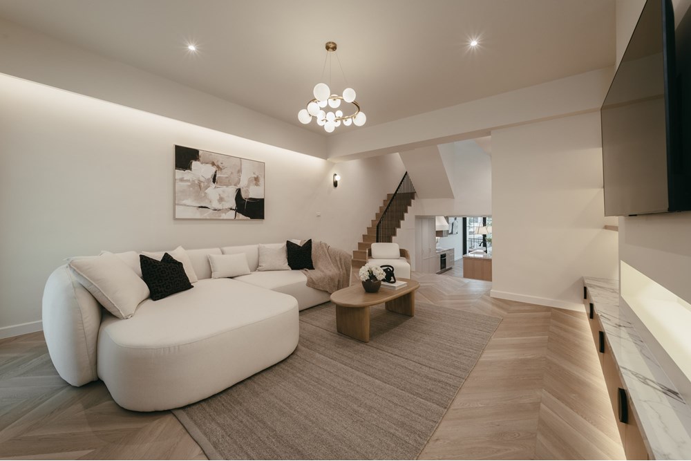For Sale Townhouse at Sukhumvit Watthana, Bangkok, Central, 28500000 THB, 5 Bedrooms, Bangkok