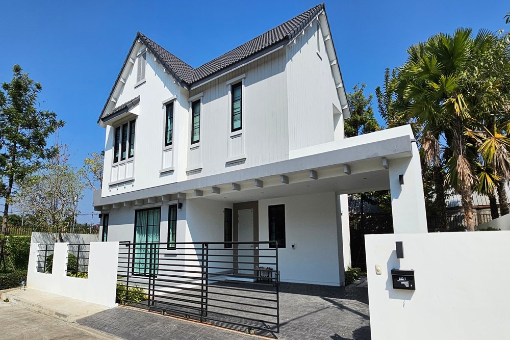 For Sale Two Level House at Nong Chom San Sai, Chiang Mai, 7104000 THB, 4 Bedrooms, Nong Chom, Chiang Mai