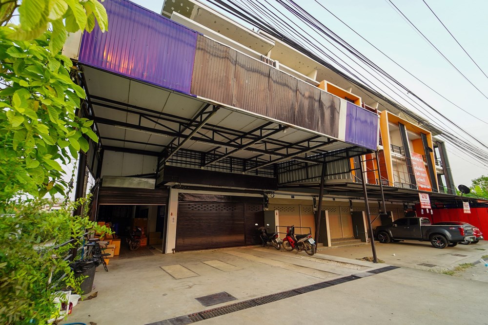 For Sale Townhouse at Nong Chom San Sai, Chiang Mai, 6200000 THB, 3 Bedrooms, Nong Chom, Chiang Mai