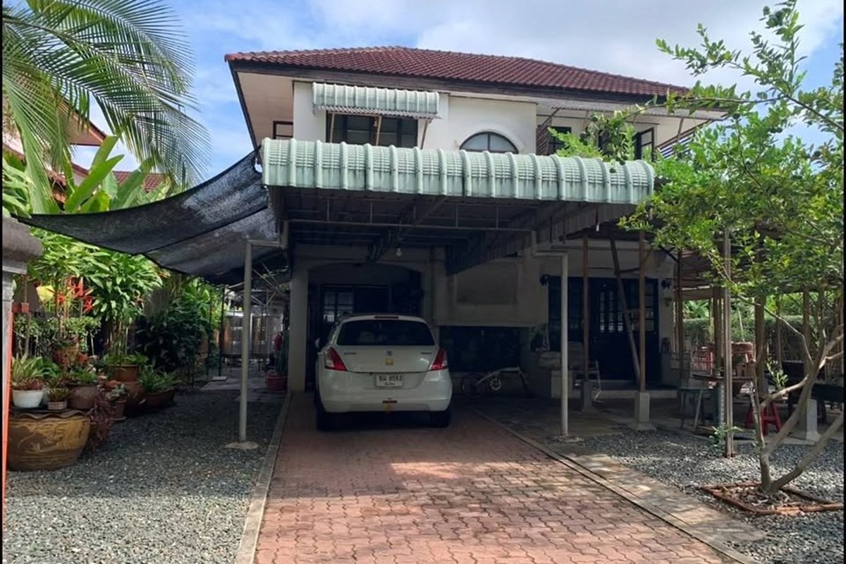 For Sale Two Level House at Nong Chom San Sai, Chiang Mai, 2500000 THB, 3 Bedrooms, Nong Chom, Chiang Mai