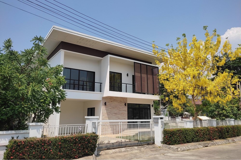 For Sale Two Level House at San Kamphaeng San Kamphaeng, Chiang Mai, 7100000 THB, 3 Bedrooms, San Kamphaeng, Chiang Mai