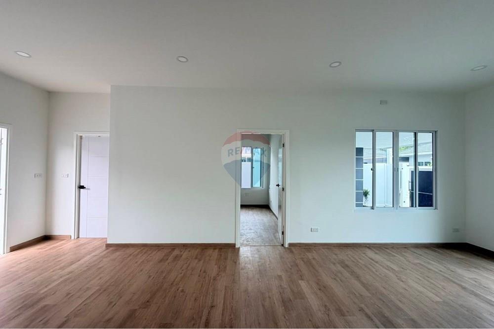 Single House - For Sale - Hua Hin, Prachuap Khiri Khan - 750812_0.jpg - 920601001-1051