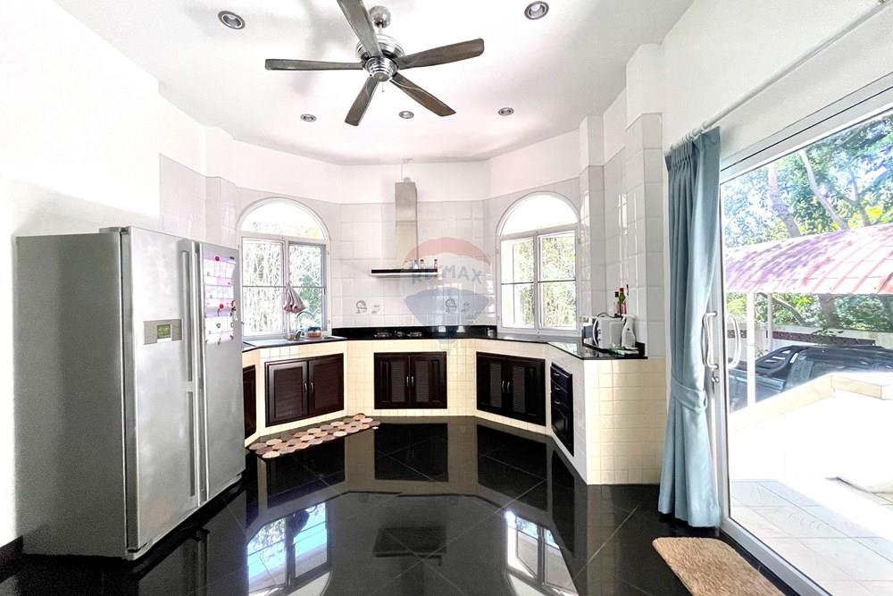 Small Hotel - For Sale - Koh Samui, Surat Thani - IMG_8784.jpeg - 920121068-85