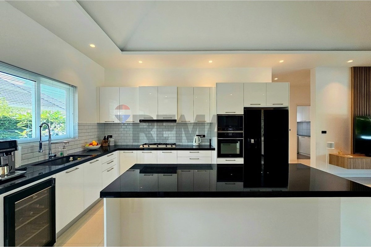 Villa - For Sale - Hua Hin, Prachuap Khiri Khan - 20261009_133242.jpg - 920601001-1318