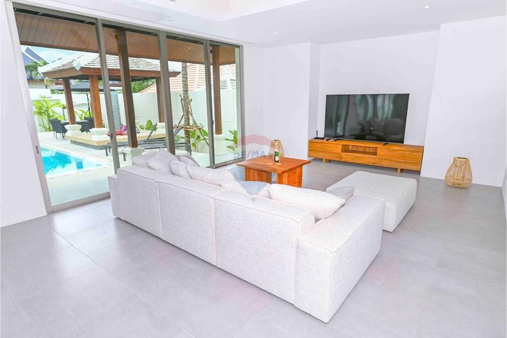 Residential - Villa - Cheongtalay - Pasak, Phuket - TH - bl_0008_The Gardens Logo White copy 21-Photoroom.jpg - 920081025-5