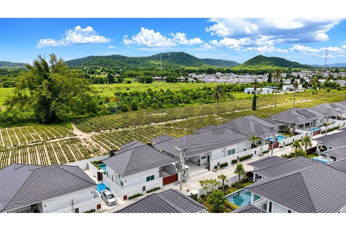 Villa - For Sale - Hua Hin, Prachuap Khiri Khan - 730558793_1598211792312308_7516866937037491047_n.jpg - 920601001-1187
