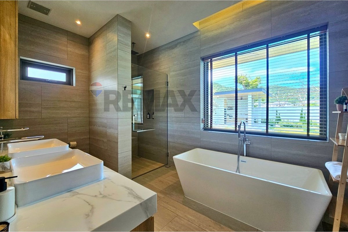 Villa - For Sale - Hua Hin, Prachuap Khiri Khan - 20260801_121722.jpg - 920601001-1217