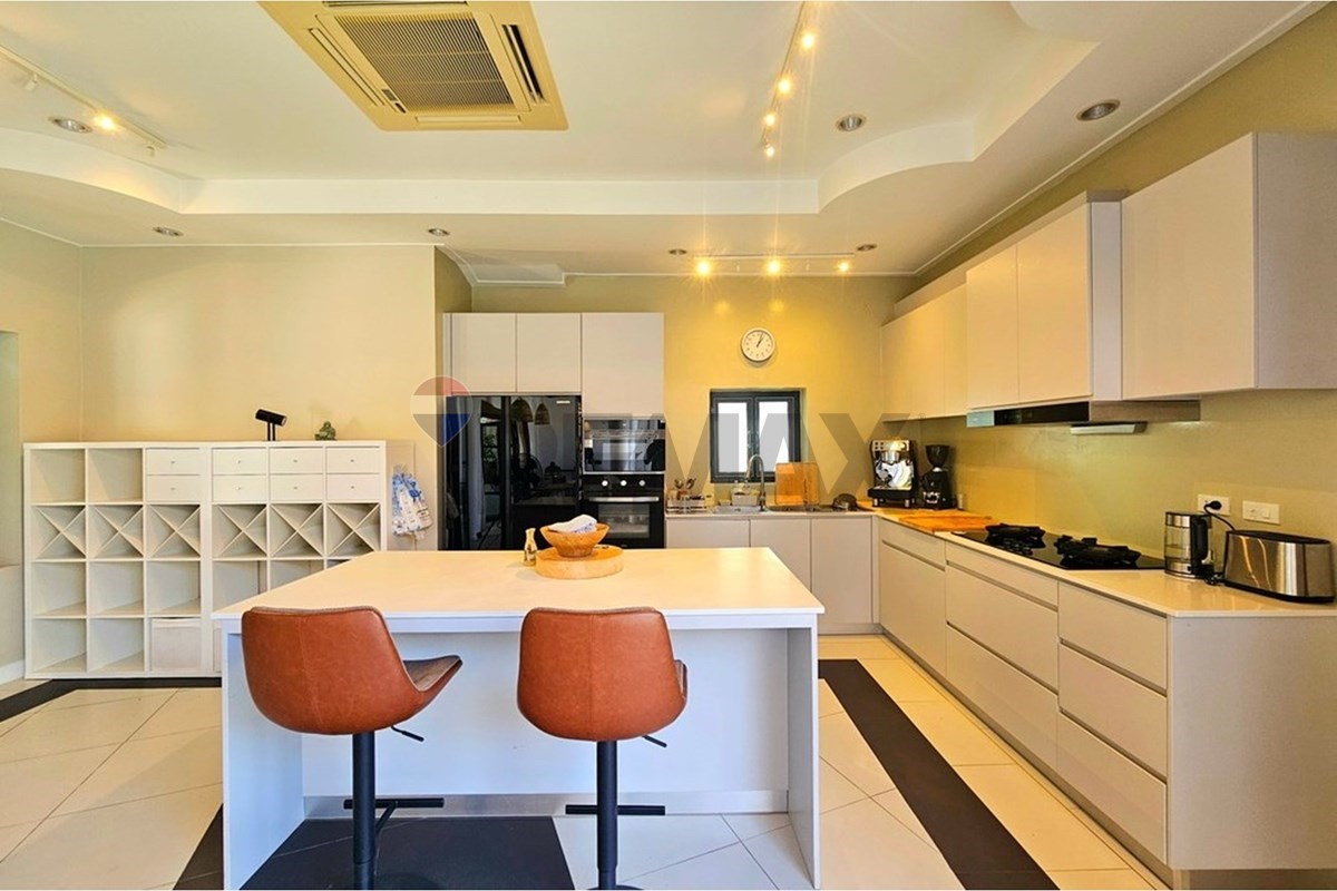 Villa - For Sale - Hua Hin, Prachuap Khiri Khan - 20261008_130052.jpg - 920601001-1315
