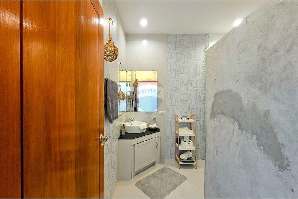 Villa - For Sale - Hua Hin, Prachuap Khiri Khan - 20251208_151655.jpg - 920601001-726