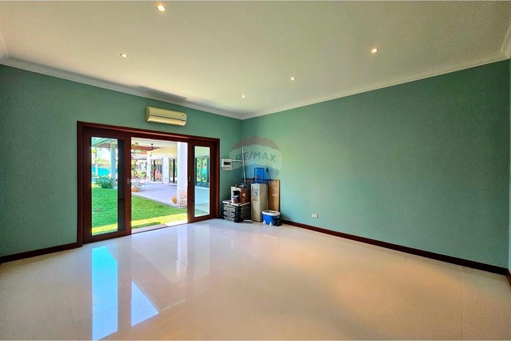 Villa - For Sale - Hua Hin, Prachuap Khiri Khan - 20260410_152806.jpg - 920601001-1075