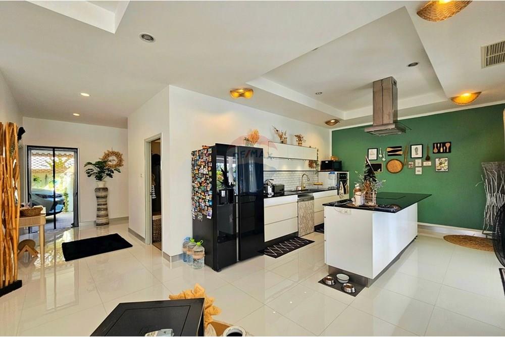 Villa - For Sale - Hua Hin, Prachuap Khiri Khan - 20251208_150453.jpg - 920601001-726