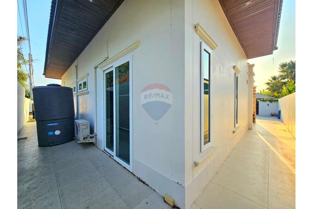 Villa - For Sale - Hua Hin, Prachuap Khiri Khan - 20240201_172200.jpg - 920601001-1207