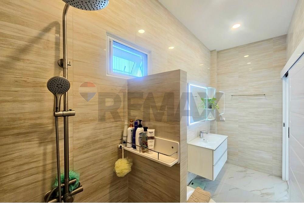 Villa - For Sale - Hua Hin, Prachuap Khiri Khan - 20250802_163558.jpg - 920601001-1303