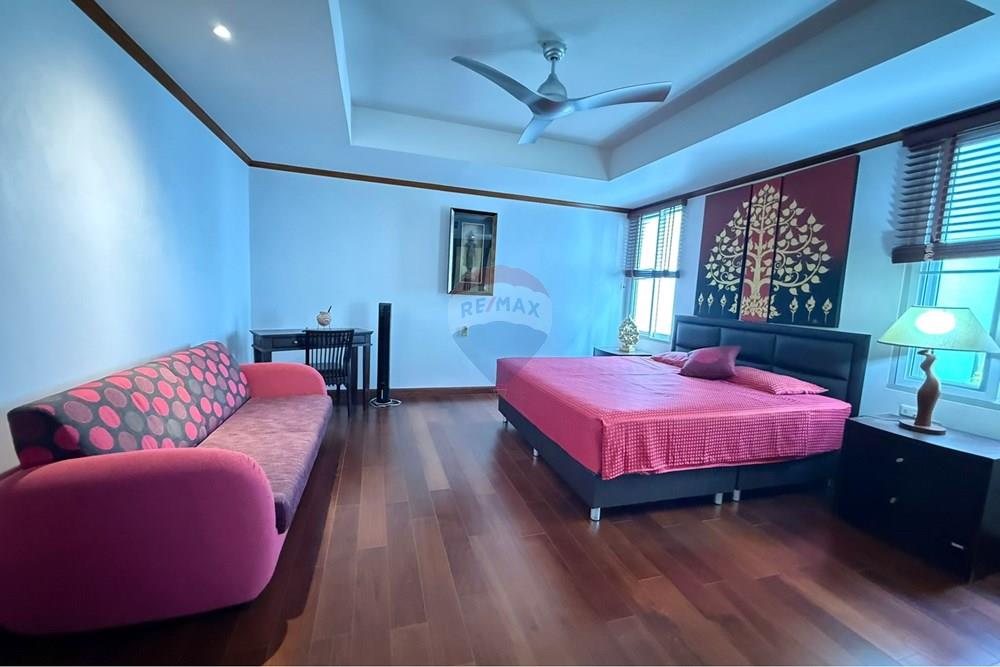 Residential - Villa - Kathu, Phuket - TH - PHOTO-2026-04-01-21-48-21.jpg - 920081021-170