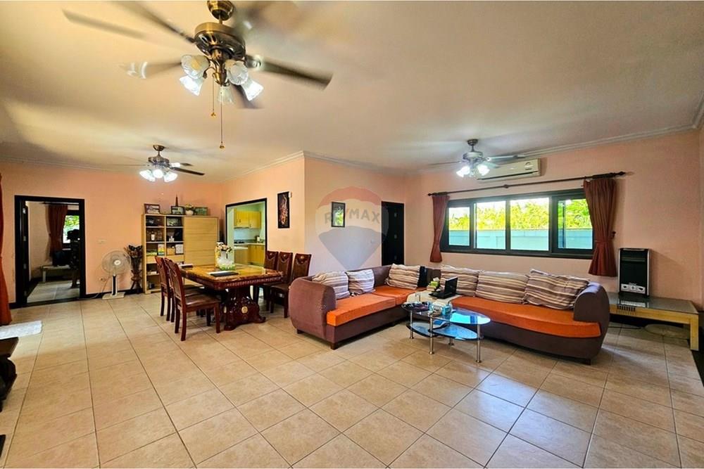 Villa - For Sale - Hua Hin, Prachuap Khiri Khan - 20260410_141536.jpg - 920601001-1074