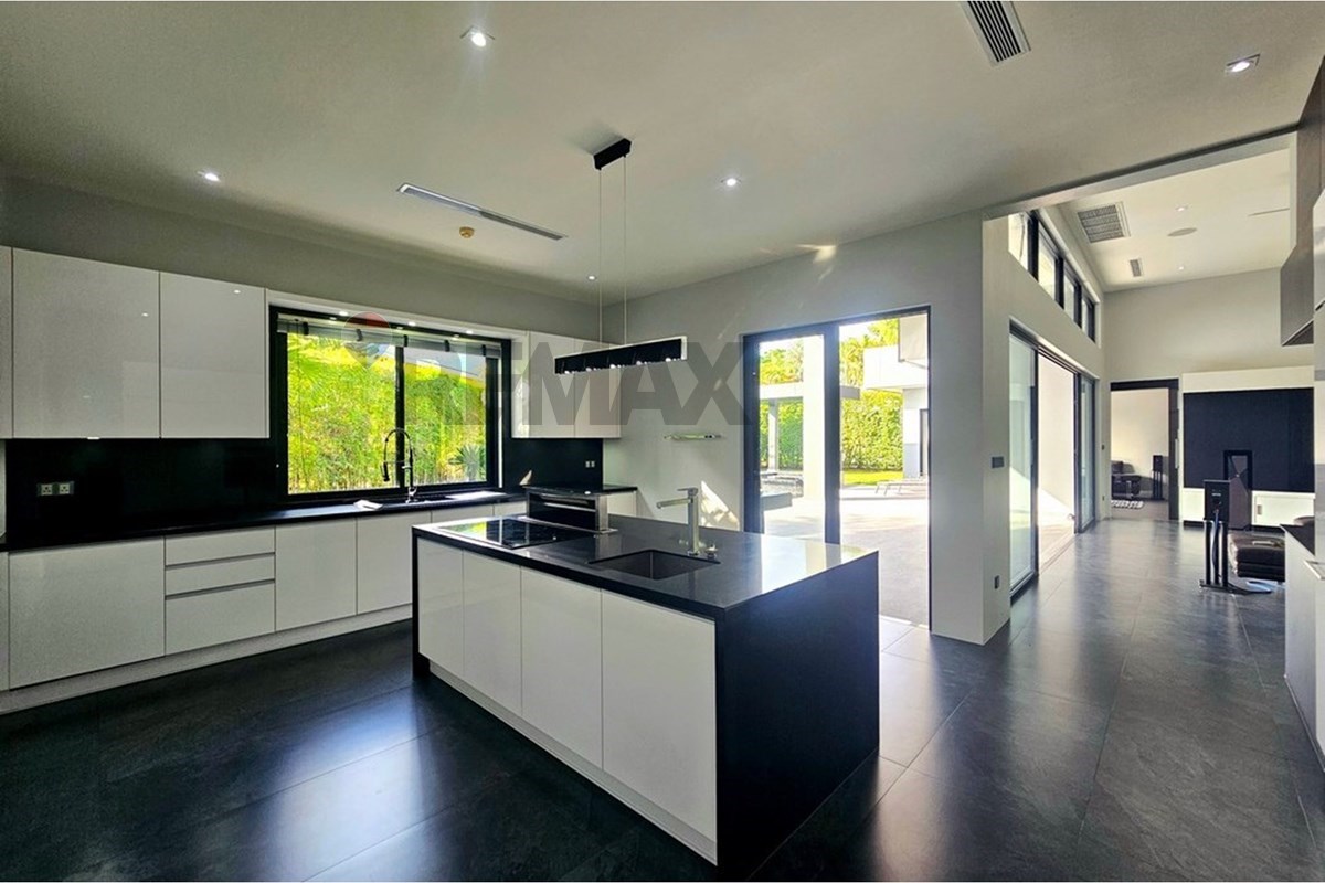 Villa - For Sale - Hua Hin, Prachuap Khiri Khan - 20260709_164032.jpg - 920601001-1201