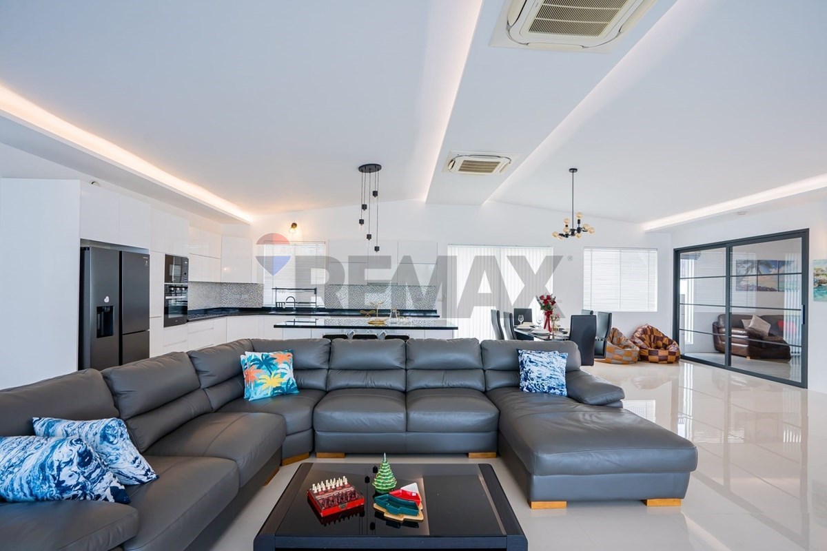 Villa - For Rent/Lease - Hua Hin, Prachuap Khiri Khan - 443849664_958243042972435_8746731458046931598_n.jpg - 920601001-1273