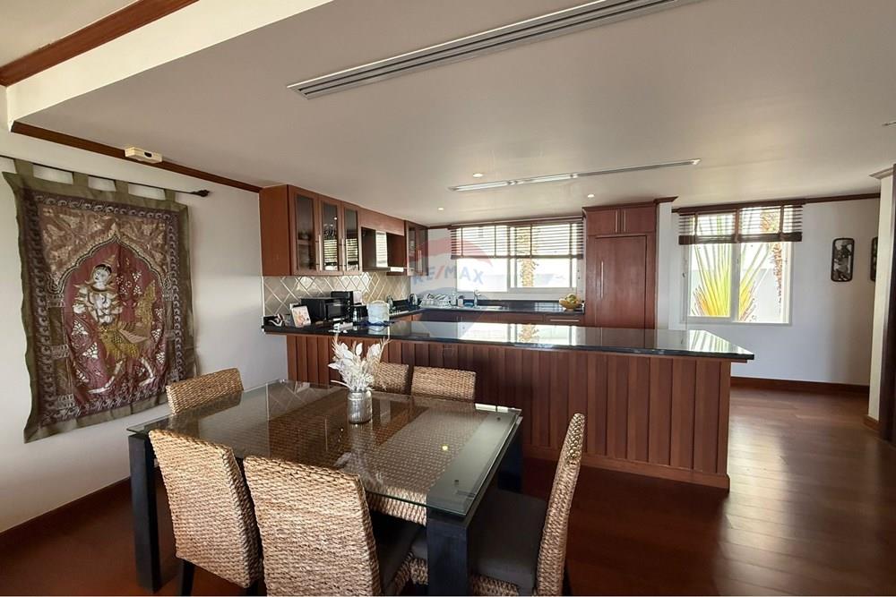 Residential - Villa - Kathu, Phuket - TH - PHOTO-2026-04-01-21-48-25 2.jpg - 920081021-170
