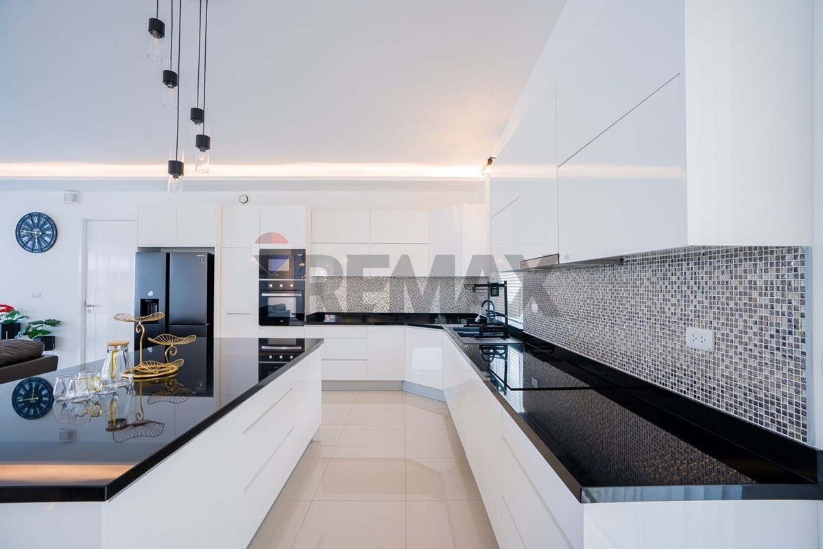 Villa - For Rent/Lease - Hua Hin, Prachuap Khiri Khan - 436333403_958243012972438_3312556271220629890_n.jpg - 920601001-1273