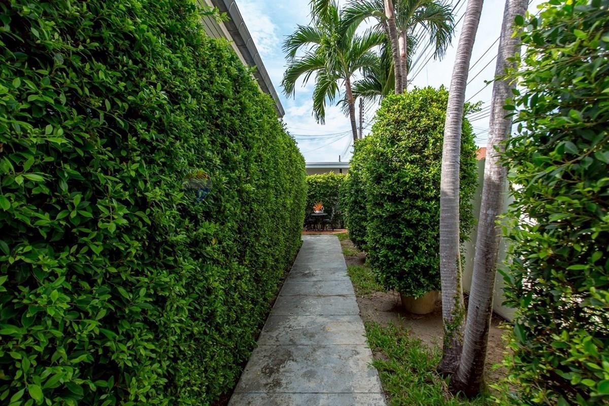 Villa - For Sale - Hua Hin, Prachuap Khiri Khan - S__112959500_0.jpg - 920601001-1148