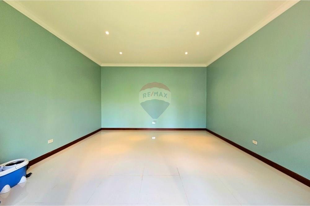 Villa - For Sale - Hua Hin, Prachuap Khiri Khan - 20260410_152757.jpg - 920601001-1075