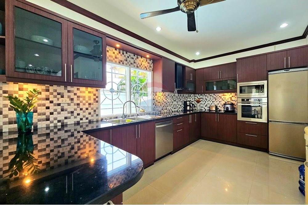 Villa - For Sale - Hua Hin, Prachuap Khiri Khan - 20251028_122739.jpg - 920601001-677