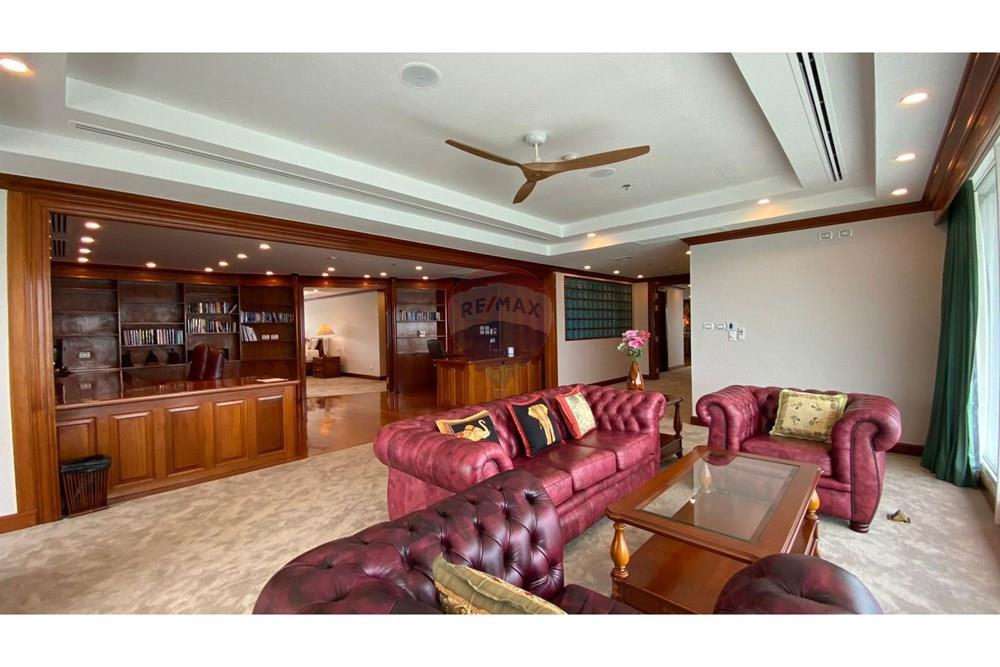 Residential - Luxury Condo - Kathu, Phuket - TH - PHOTO-2024-10-31-13-37-30.jpg - Living Room - 920081001-1201