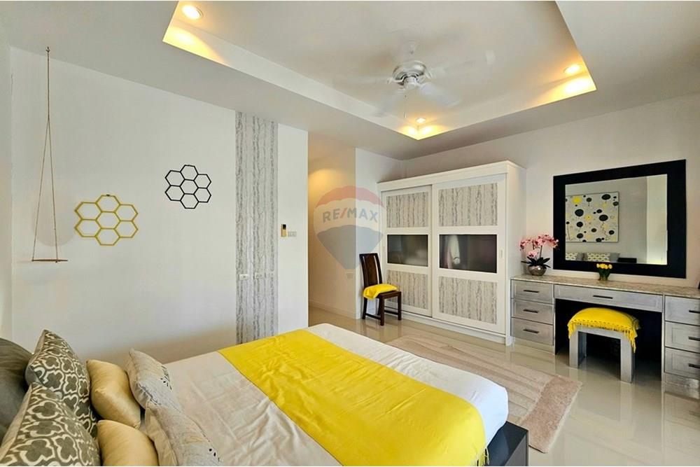 Villa - For Sale - Hua Hin, Prachuap Khiri Khan - 20251208_151440.jpg - 920601001-726