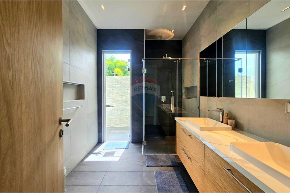 Villa - For Sale - Hua Hin, Prachuap Khiri Khan - 20250806_145442~2.jpg - 920601001-1050