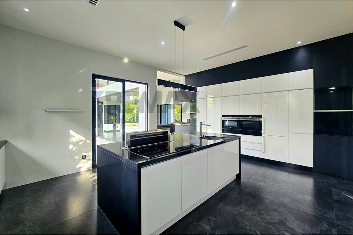 Villa - For Sale - Hua Hin, Prachuap Khiri Khan - 20260709_164107.jpg - 920601001-1201