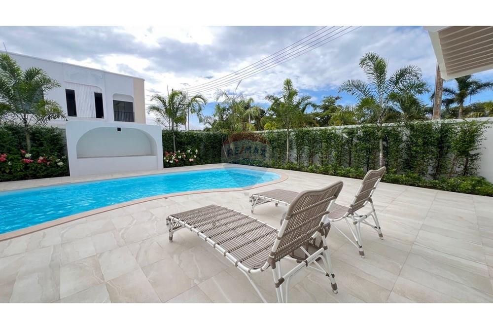 3 Bed Villa - For Sale - Thalang, Phuket (920081021-129)