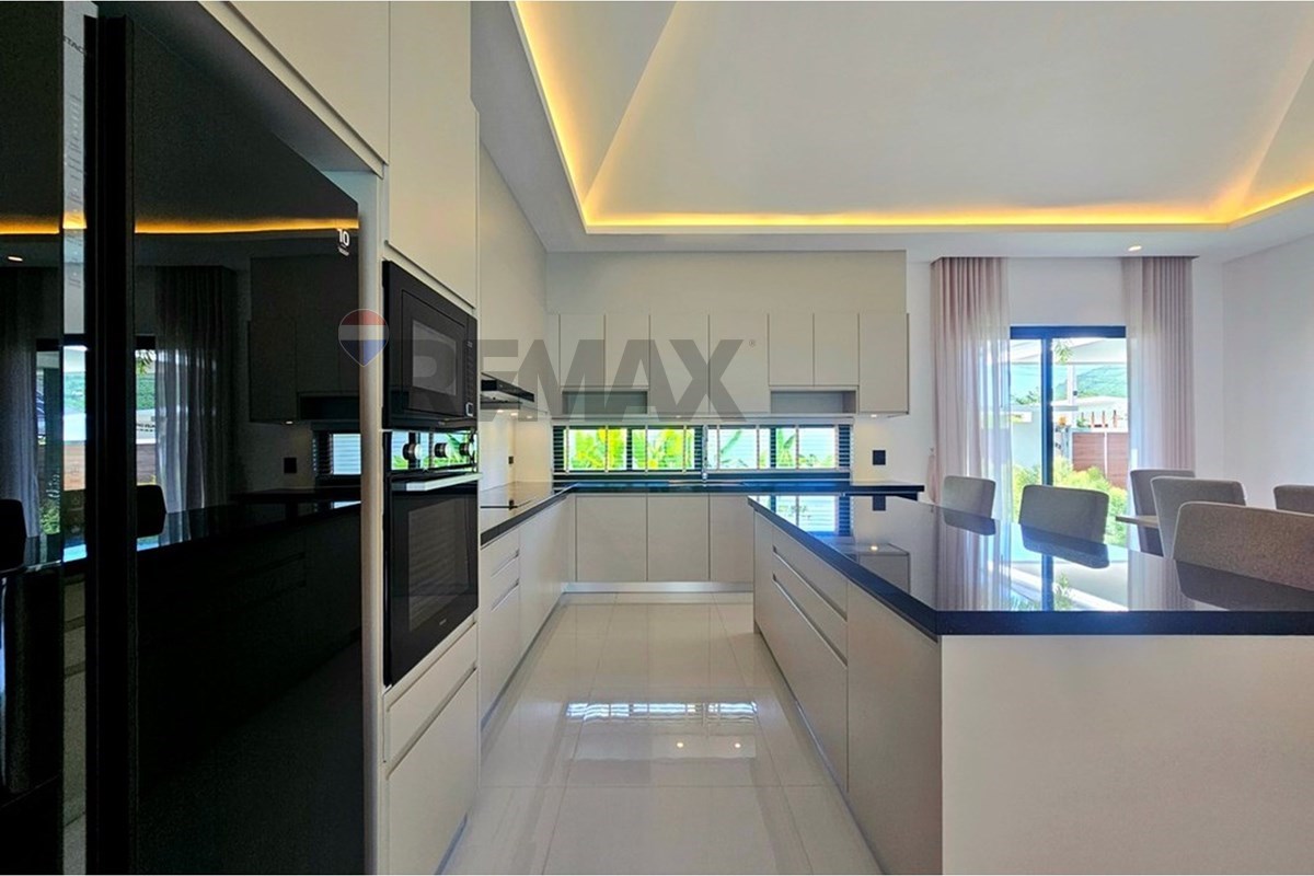 Villa - For Sale - Hua Hin, Prachuap Khiri Khan - 20260718_151822.jpg - 920601001-1203